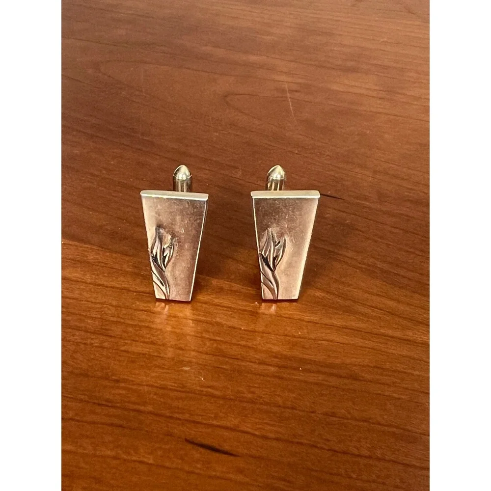 Vintage Gold Tone Trapezoid Leaf Motif Cufflinks Mens Formal Wedding Accessory